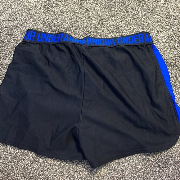 workout shorts - Picture 2 of 2